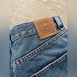 TOTEME- Twisted Seam High Waist Straight Leg Jeans (26x32)